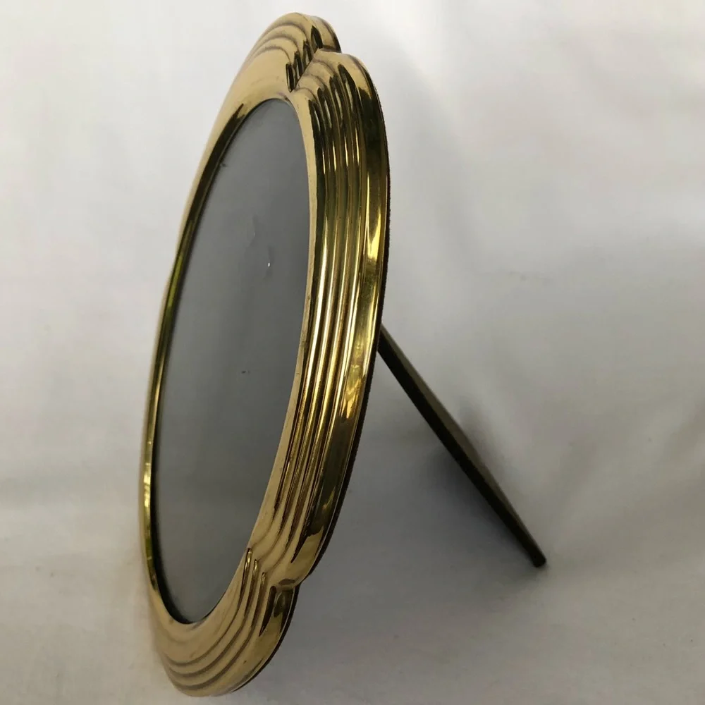 Vintage Picture Photo Frame Metal Brass Free Standing Wall Hanging 5” x 7” Oval